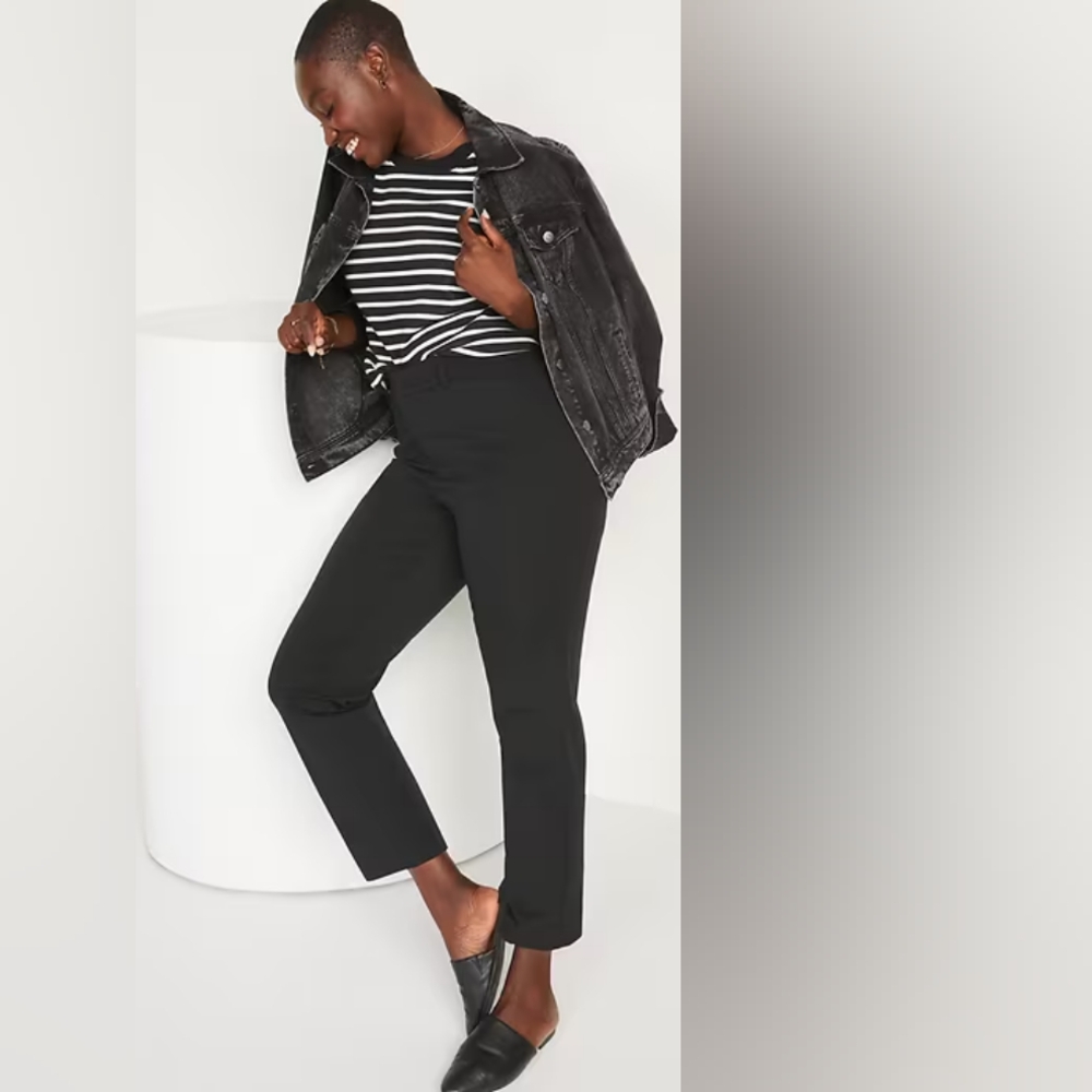SALE NWT Old Navy High-Waisted Pixie Straight Pants